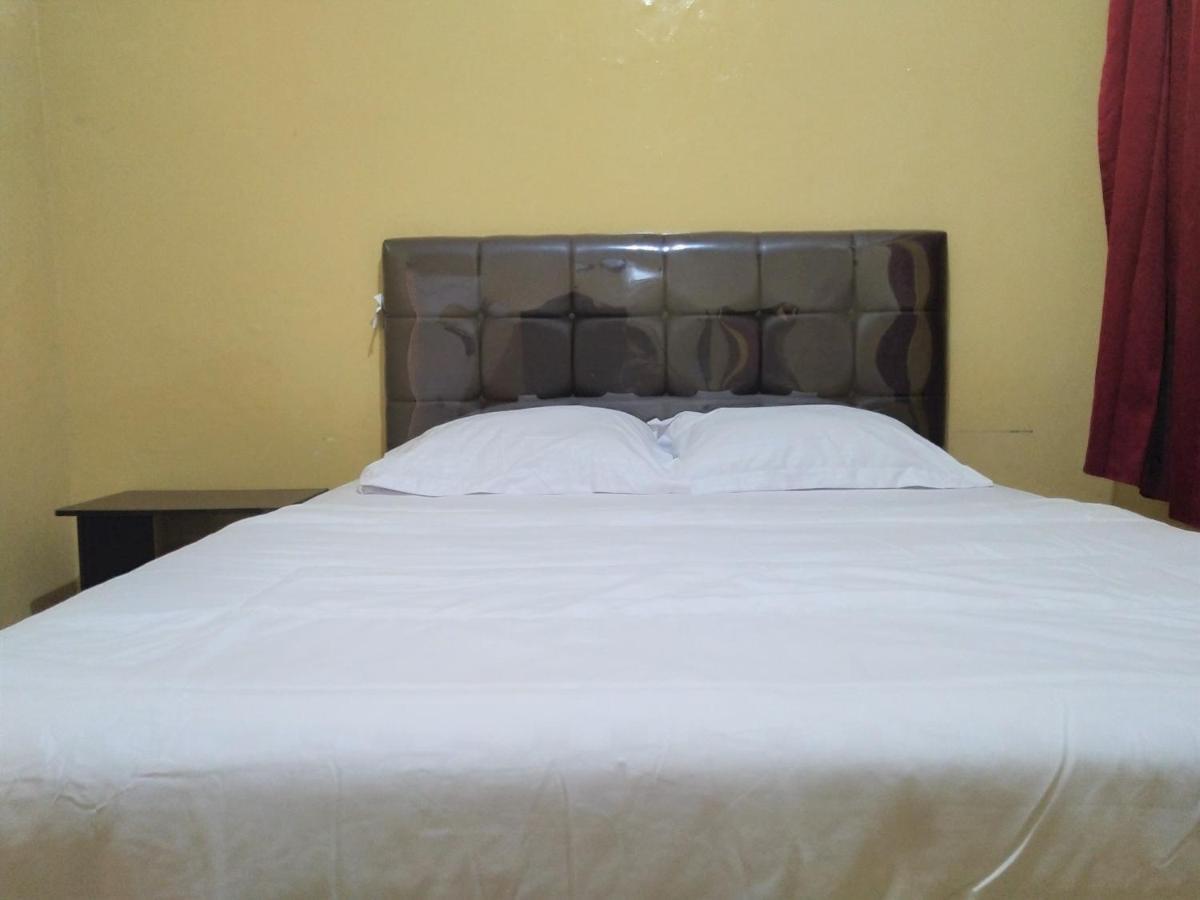 Hotel Pekalongan Syariah Mitra Reddoorz Exterior photo